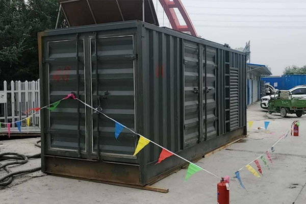 巨鹿发电机租赁空气滤清器多久更换一次？